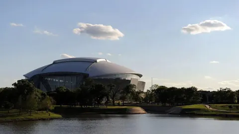 《聚焦！U22国足18日启程赴西亚拉练，队员伤病问题成关注焦点》