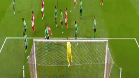 体育时报：巴塞罗那欲签坎塞洛，先行动弃售朗格莱